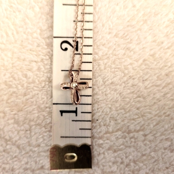 Jools.Silver.Greece NEW in BOX 925 SS Ribbon Cross Necklace Cubic Zirc… - Picture 5 of 14